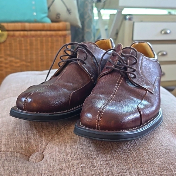 Men's Brown Two-Toned Wingtip Dress Shoes by Belvedere